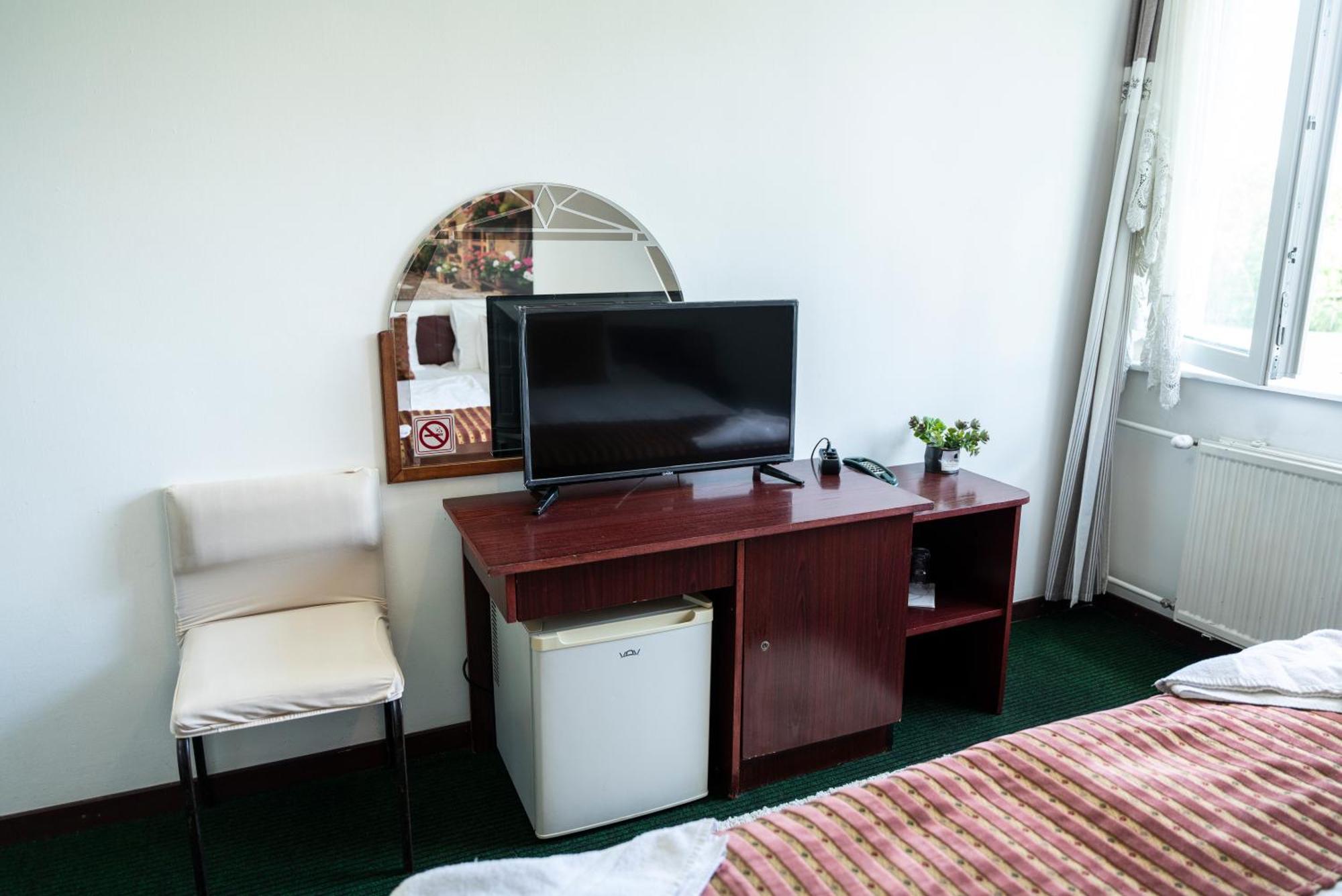 Bagoly Fogado Hotel Gyomro Ngoại thất bức ảnh